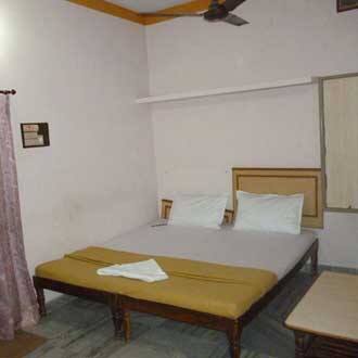 Yelagiri Residency Mathura Resort, Yelagiri 4